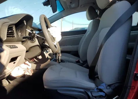 2019 Hyundai Elantra Sel z USA, uszkodzony, nr VIN 5NPD84LF4KH430332